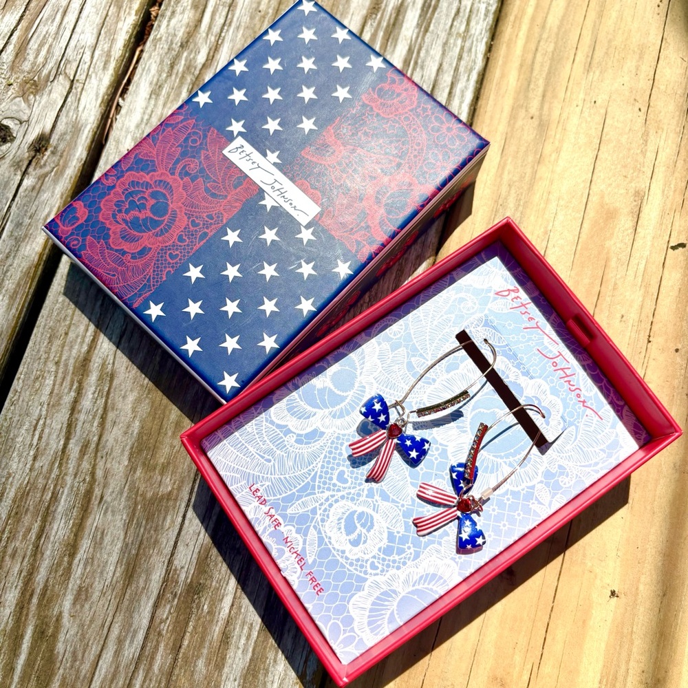 Betsey Johnson Red White Blue Star Bow Drop Earrings